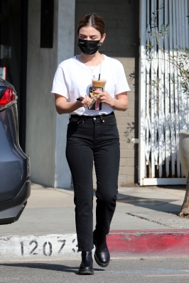 makesamorningcoffeeruninLA_027.jpg