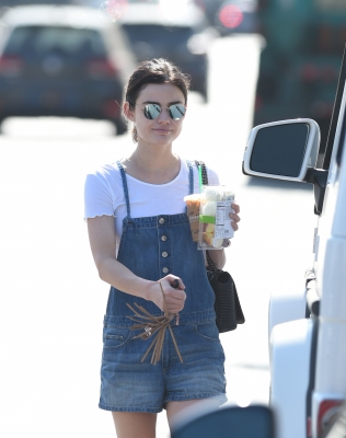 HQ
