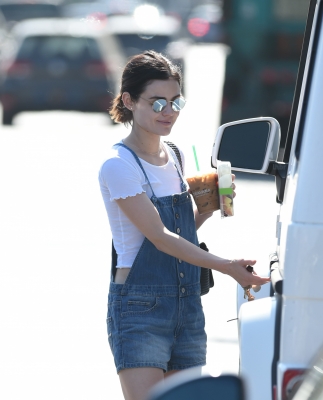 HQ
