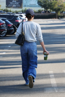 oala090125-021.jpg