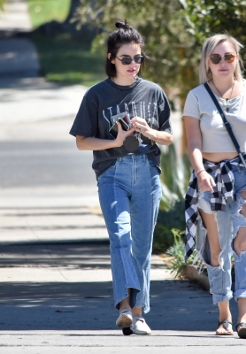 HQ
