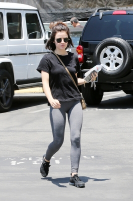 HQ
