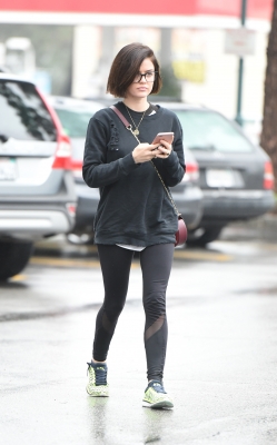 HQ
