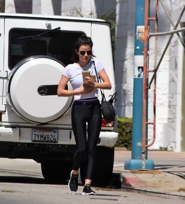 HQ
