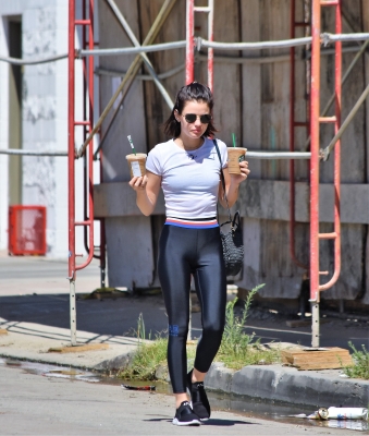 HQ
