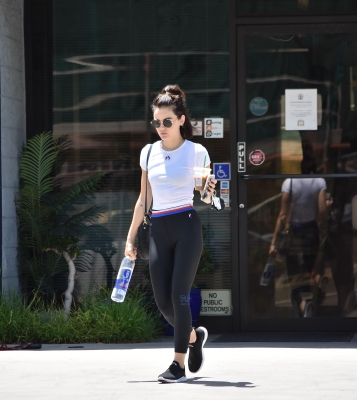 HQ
