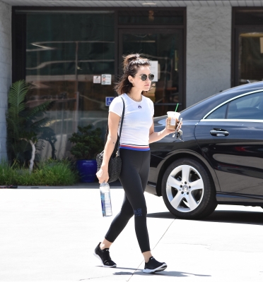 HQ
