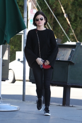 HQ
