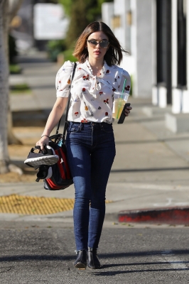 HQ
