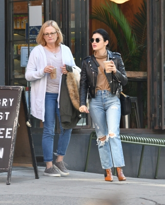 outforcoffeenyc121019-011.jpg