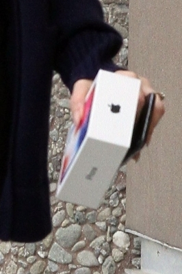 HQ
