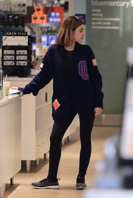 HQ
