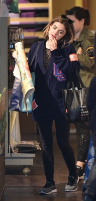 HQ
