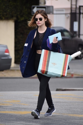 HQ
