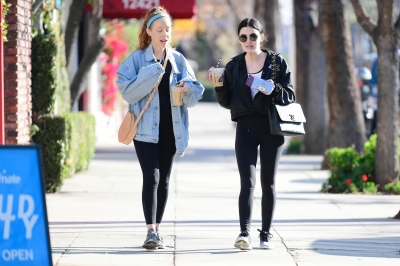 outinla120120-005.jpg