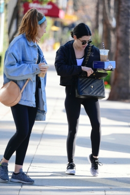 outinla120120-021.jpg