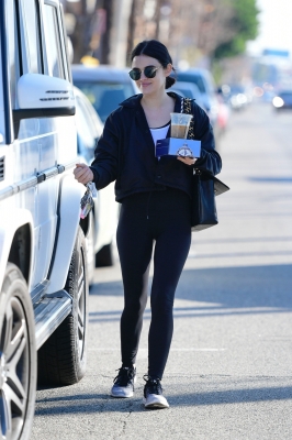 outinla120120-032.jpg