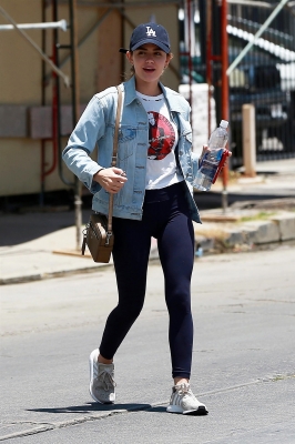 HQ

