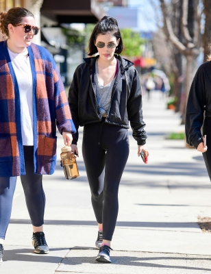 outinla160220-002.jpg
