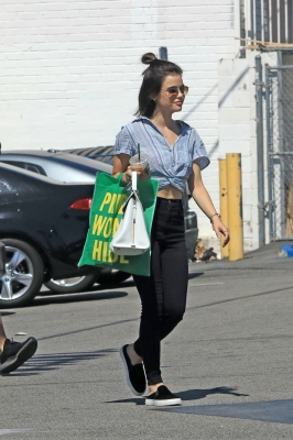 HQ
