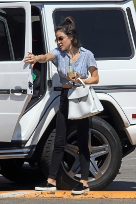 HQ
