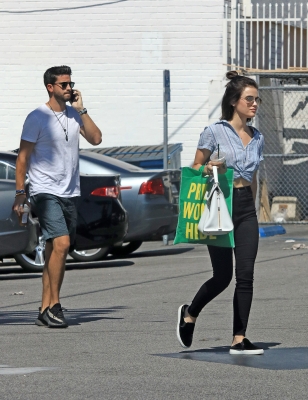 HQ
