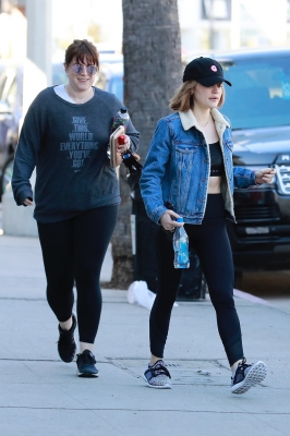 outinla180218-003.jpg
