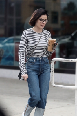 outinla20122017-003.jpg