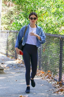 outinla270618-014.jpg