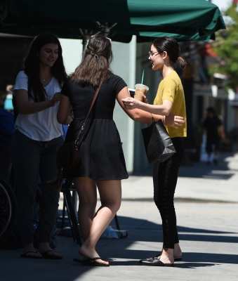 outinla27062017-006.jpg