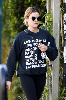 outla090318-002.jpg