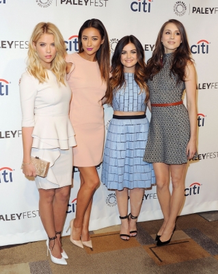paleyfest160314-061.jpg