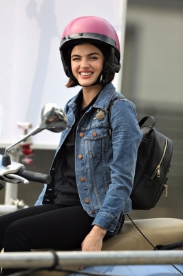HQ
