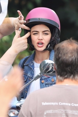 HQ
