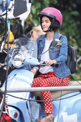 HQ
