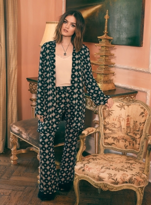 HQ
