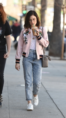 HQ
