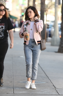 HQ
