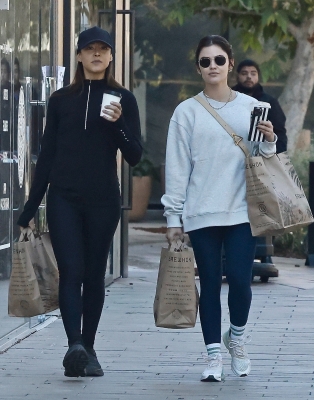 shoppingla061122-005.JPG