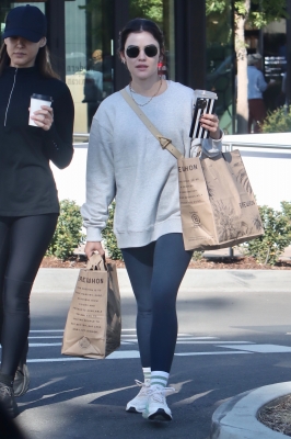 shoppingla061122-017.JPG