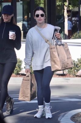 shoppingla061122-033.JPG