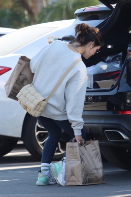 shoppingla061122-043.JPG