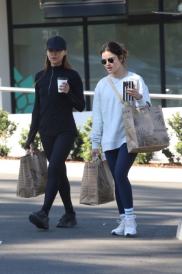 shoppingla061122-050.JPG