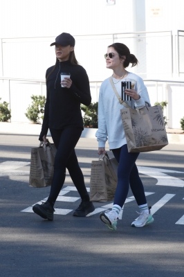 shoppingla061122-052.JPG