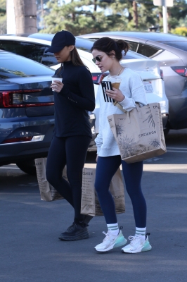 shoppingla061122-054.JPG