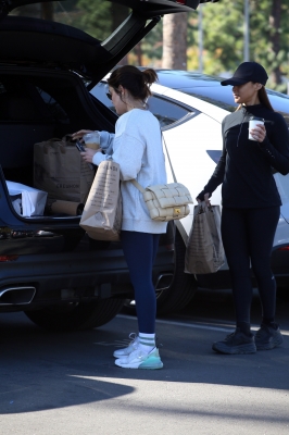 shoppingla061122-061.JPG