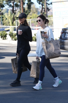 shoppingla061122-062.JPG