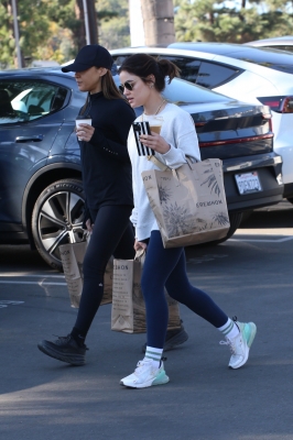 shoppingla061122-071.JPG