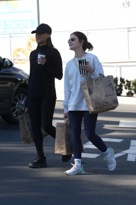 shoppingla061122-075.JPG