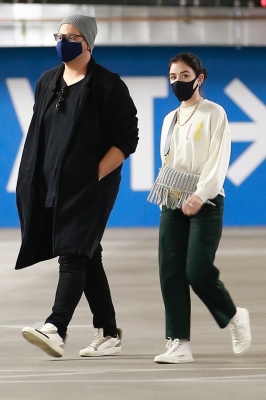 shoppingla240121-002.jpg